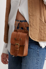 Lade das Bild in den Galerie-Viewer, EARL&#39;S COURT FANNY PACK
